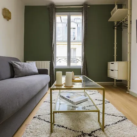 Comfortable Retreat Near Parc Monceau 파리